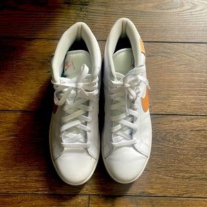 Court Royale 2 High Top - Men’s 8/Women’s 9.5